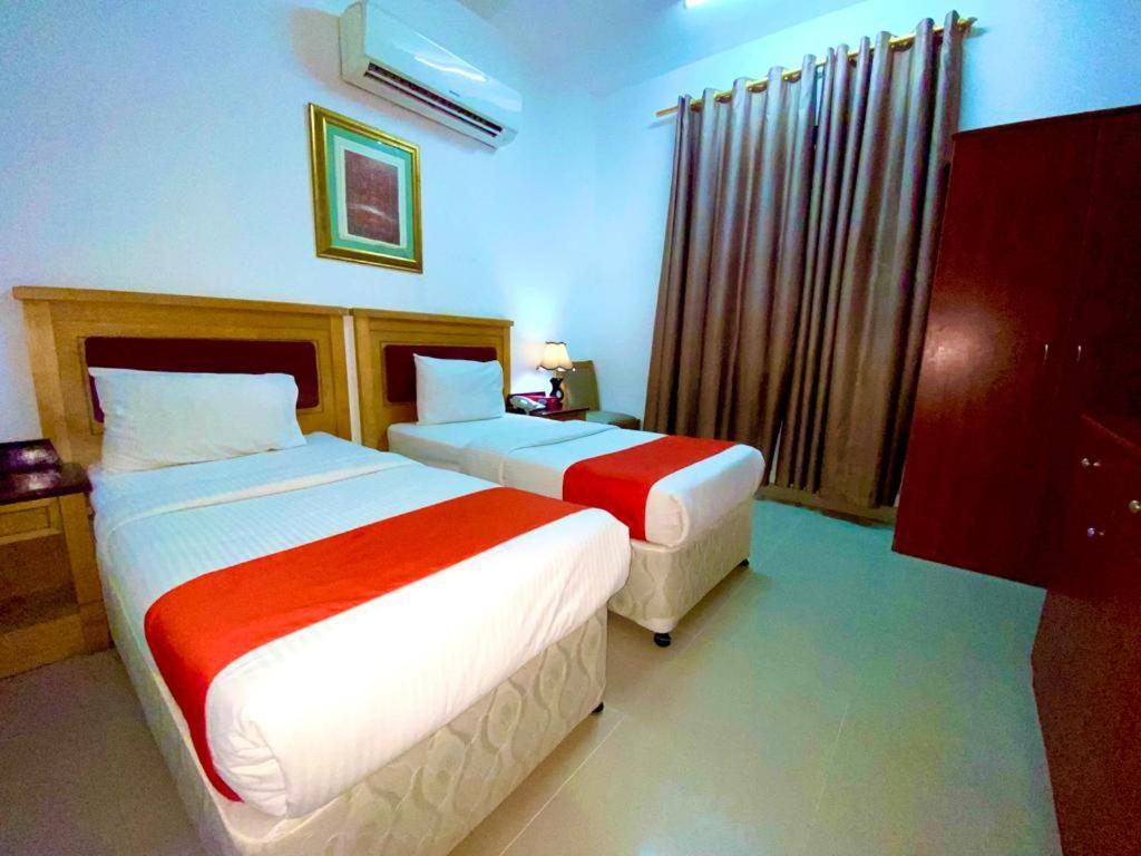 Savoy Inn Hotel Apartments Mascate Exterior foto